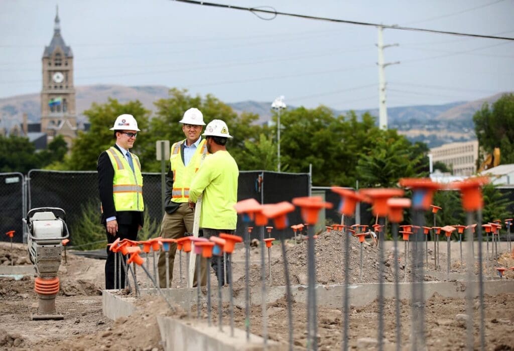 Sunroc donates to the womens shelter